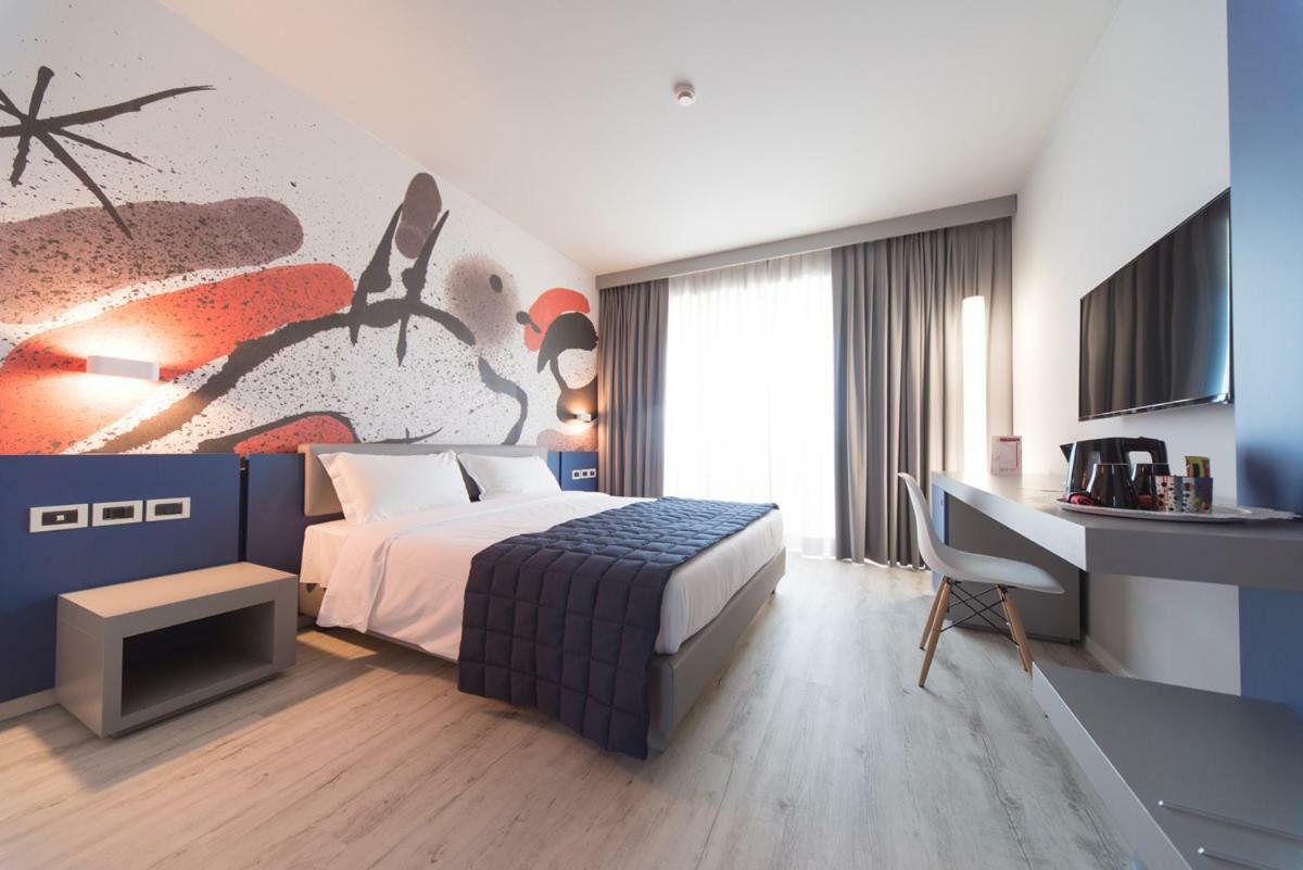 Jr Hotels Gigli Firenze กาเลนซาโน ภายนอก รูปภาพ